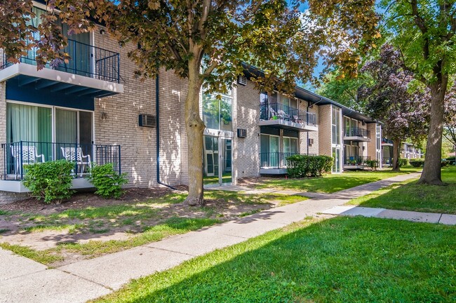 The Meadows on Cherry Hill Apartments For Rent in Westland, MI ...