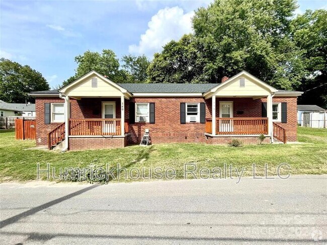 Building Photo - 338 Magnolia St NW Rental