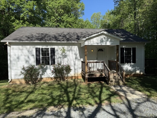 Building Photo - 180 Brevard St