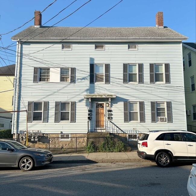 Building Photo - 23 Brow St Unit 1W