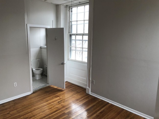 Photo - 1114 Spruce St Unit 31