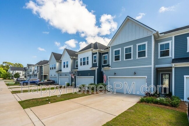 3049 Emma Ln
