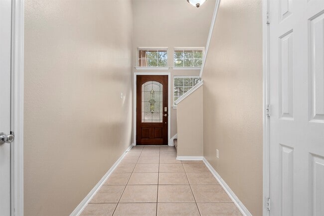 Photo - 19 E Twinvale Loop