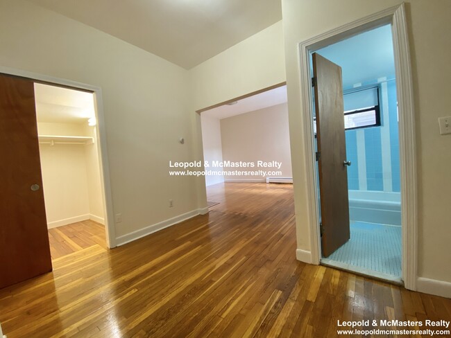 Building Photo - 70 Brighton Ave Rental
