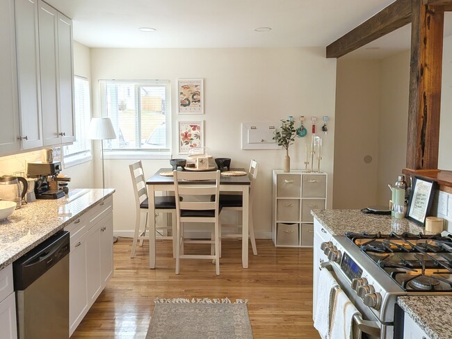 Photo - 850 S Osage St