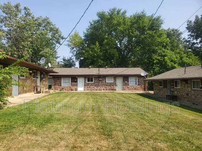 Building Photo - 1037 Neville Ave Rental