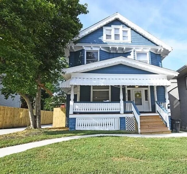 Building Photo - 278 McGregor Ave Rental