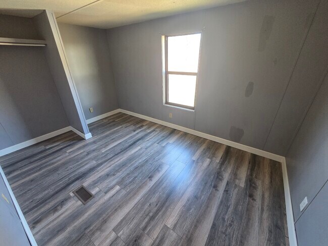 Photo - 745 Barren Hollow Rd