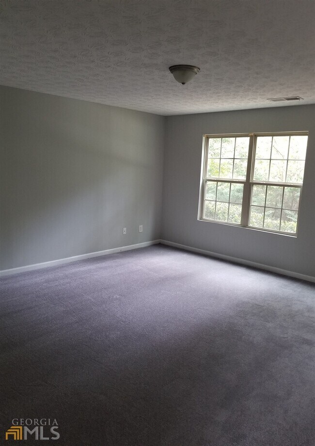 Photo - 7190 Gotland St