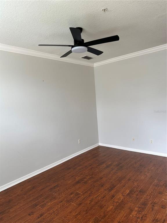 Photo - 6007 Scotchwood Glen