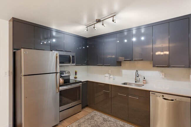 Photo - The Puget Vista Apartments