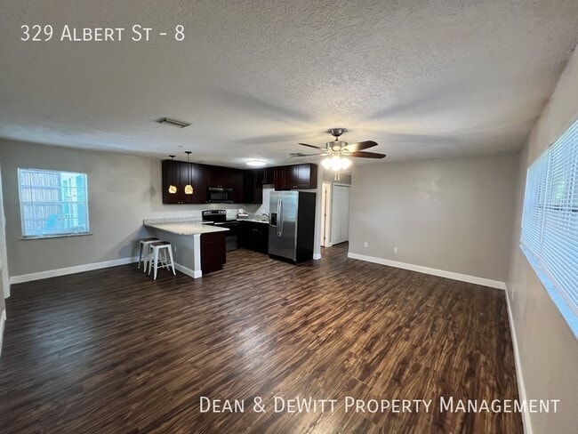 Photo - 329 Albert St Unit 8