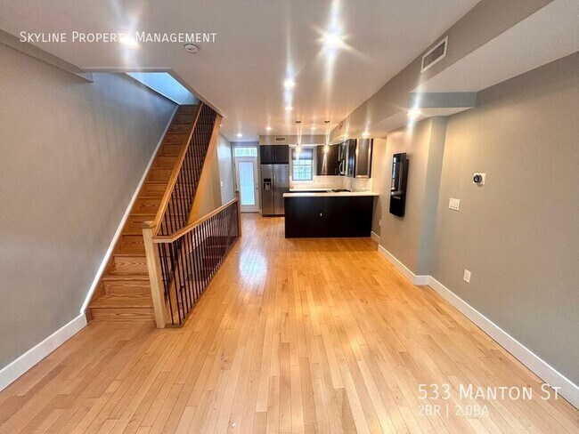 Photo - 533 Manton St