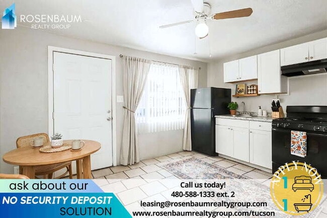 Building Photo - 302 W Flores St