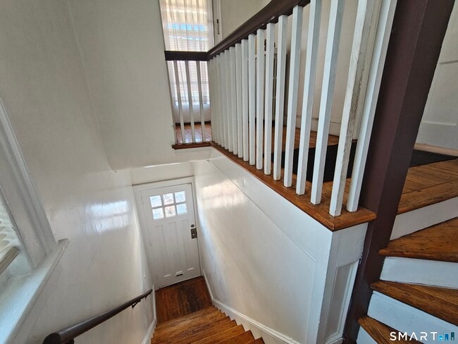 Photo - 98 Gilbert Ave Unit 2