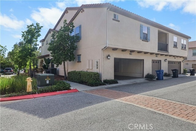 Photo - 974 N Sweetbriar Ln