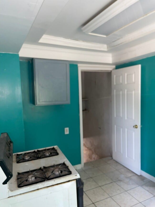 Photo - 1830 Kienlen Ave
