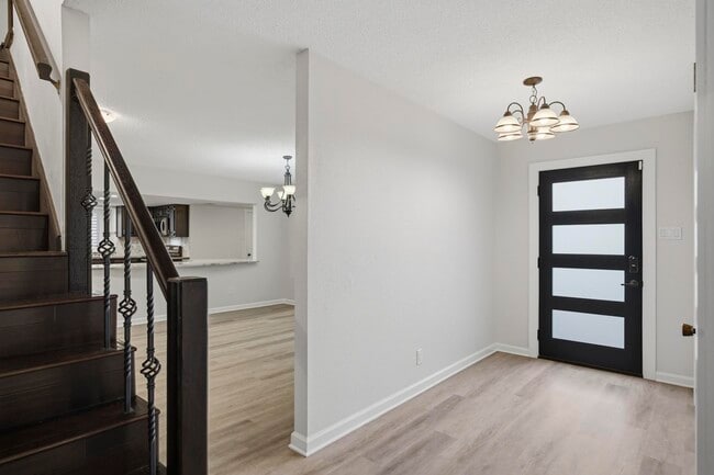 Photo - 1906 Hillingway St