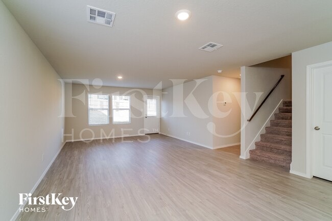 Photo - 5309 Trellised Ln