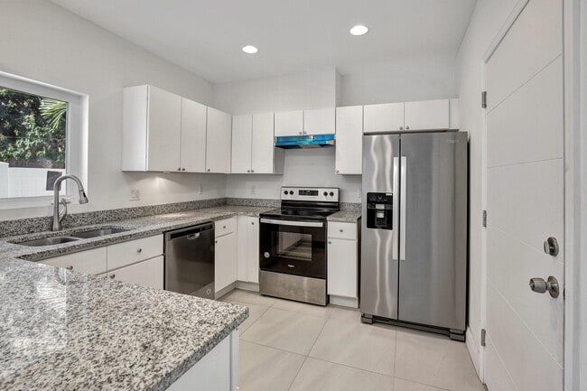 Photo - 1106 S 20th Ave