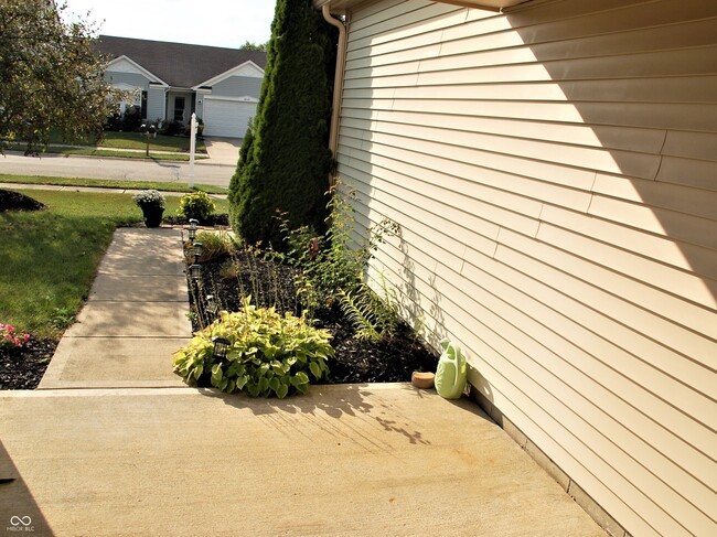 Photo - 8348 S Swimming Hole Ln