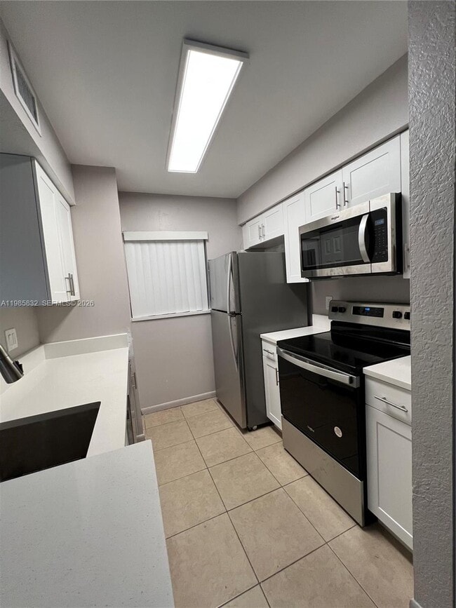 Photo - 2881 N Oakland Forest Dr Unit 210