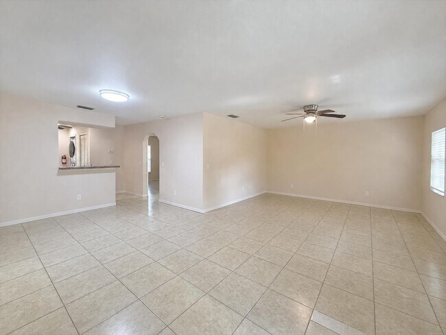 26201 Explorer Rd Unit 1