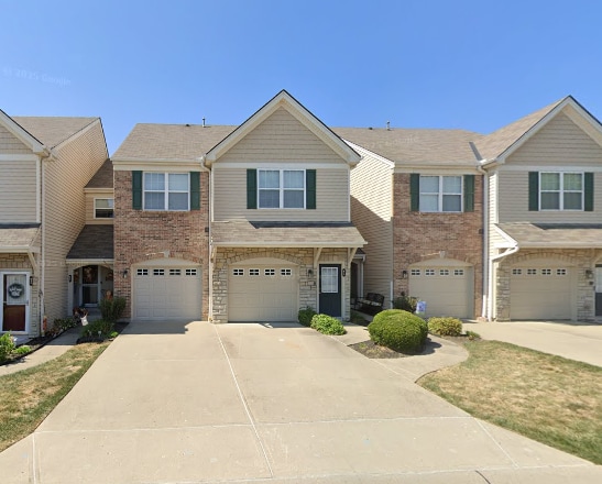 Photo - 617 Radnor Ln