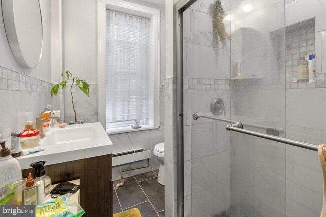 Photo - 4706 Warrington Ave Unit 2