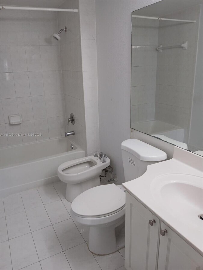 Photo - 17350 NW 67th Ave Unit 111