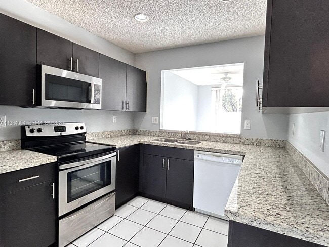 Photo - 9900 NW 43rd Terrace