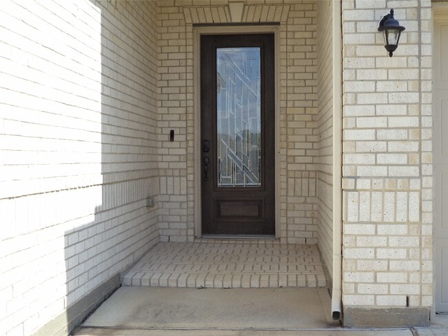 Photo - 18669 Blue Spruce Ln