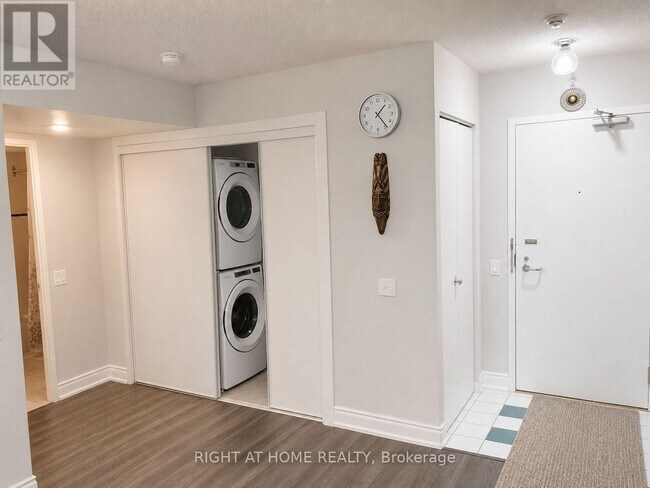 Photo - 21 Overlea Blvd Unit 1202