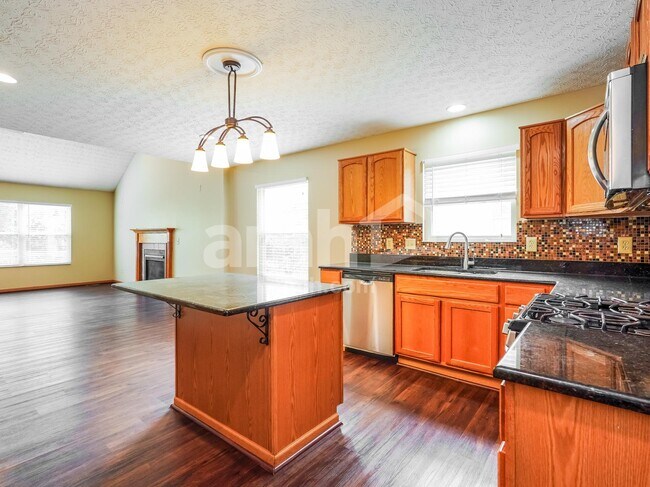 8135 Arbor Rose Way