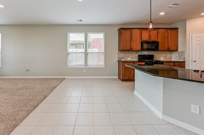 Photo - 25322 Squire Knoll St