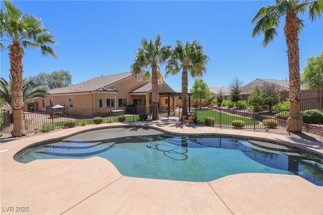 Building Photo - 9117 N Costa De Oro Ct Rental