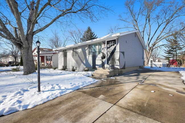 Building Photo - 1902 Brookfield Rd