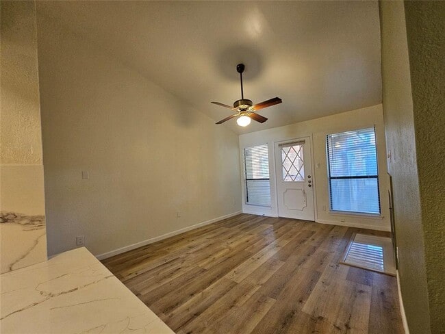 Photo - 806 W 24th St Unit 317
