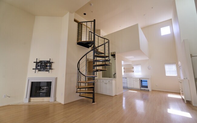 Loft 10.5 x 10.5