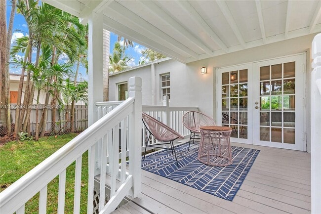 Photo - 1045 NE 84th St