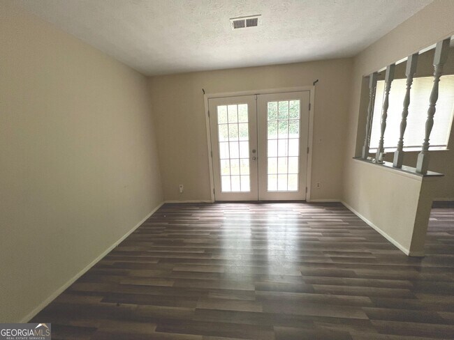 Photo - 5557 Marbut Rd