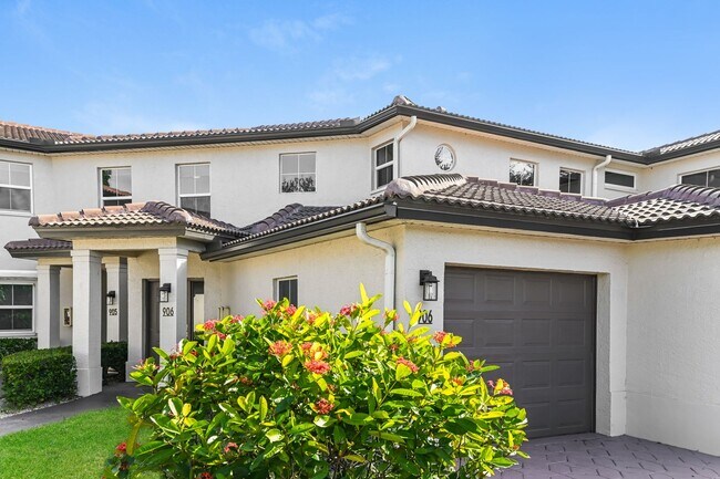 Photo - Sunny Lakeview 3BR / 2BA Home in Gated Community in North Naples, FL Unidad 906