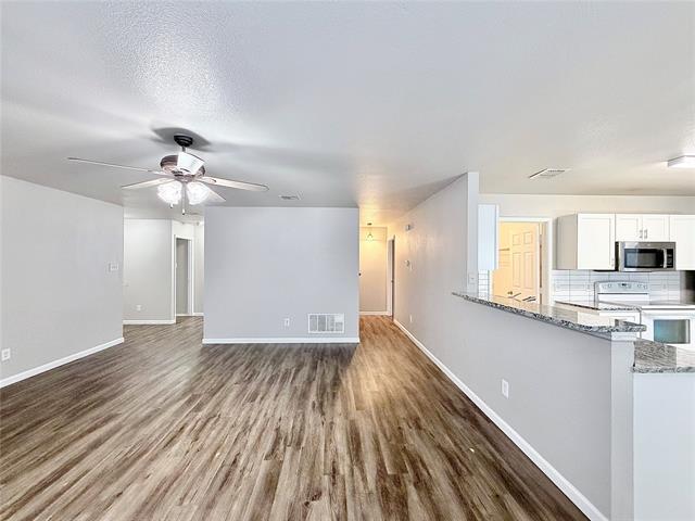 Photo - 2809 Briargrove Ln