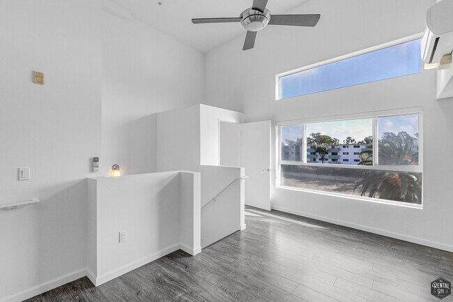 Photo - 4980 S Centinela Ave Unit 8