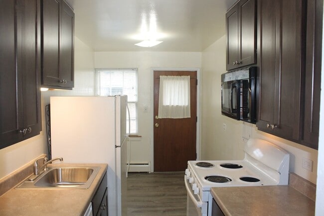 233 - *Oak-Crain Property*