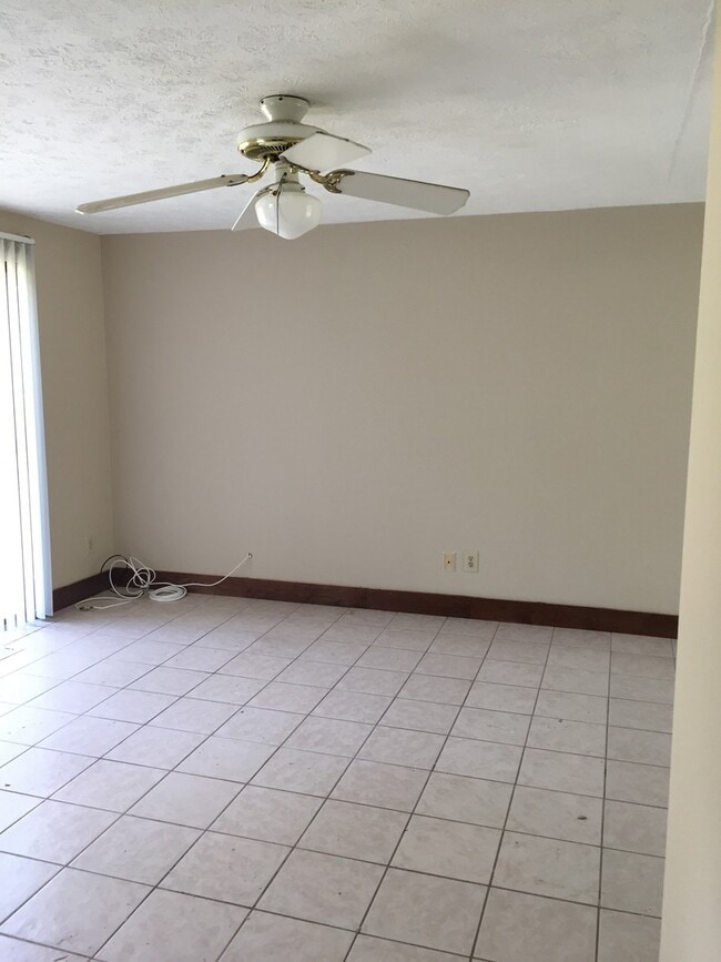 3544 Exeter Ct