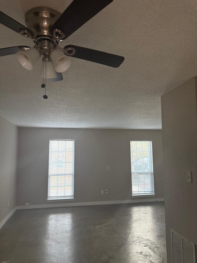 Photo - 6402 Del Monte Dr Unit 33