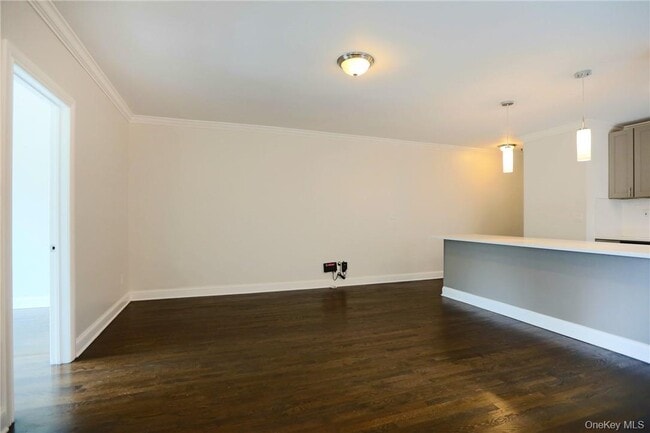 Photo - 196 Martine Ave Unit 5C