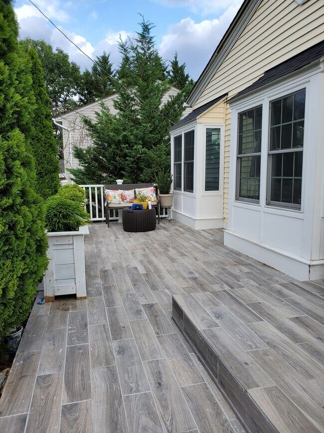 Photo - 5845 Reservoir Heights Ave