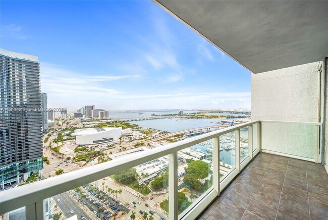Building Photo - 244 Biscayne Blvd Unit 3704
